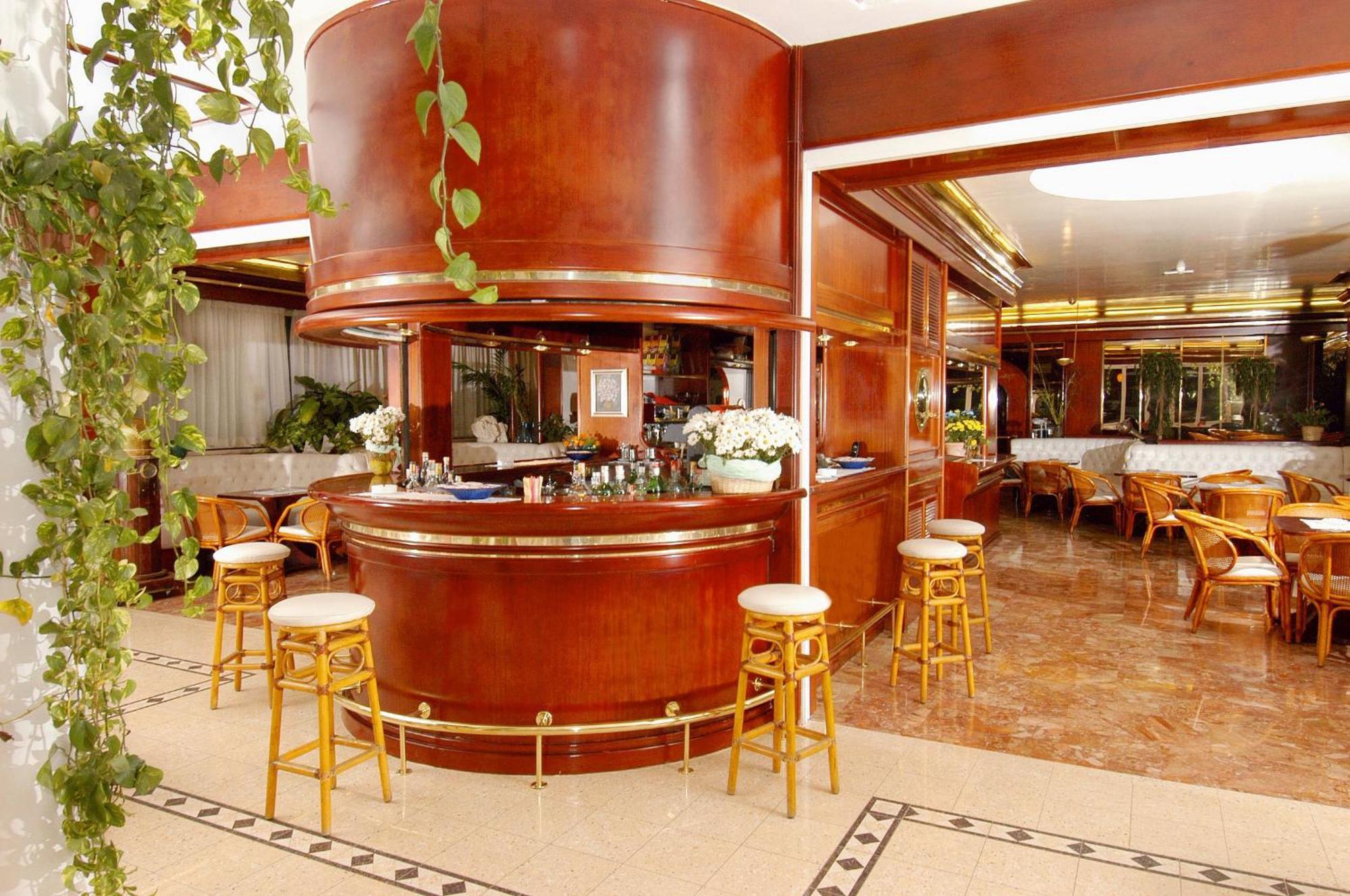Hotel Beny ลิโดดิเยโซโล ภายนอก รูปภาพ